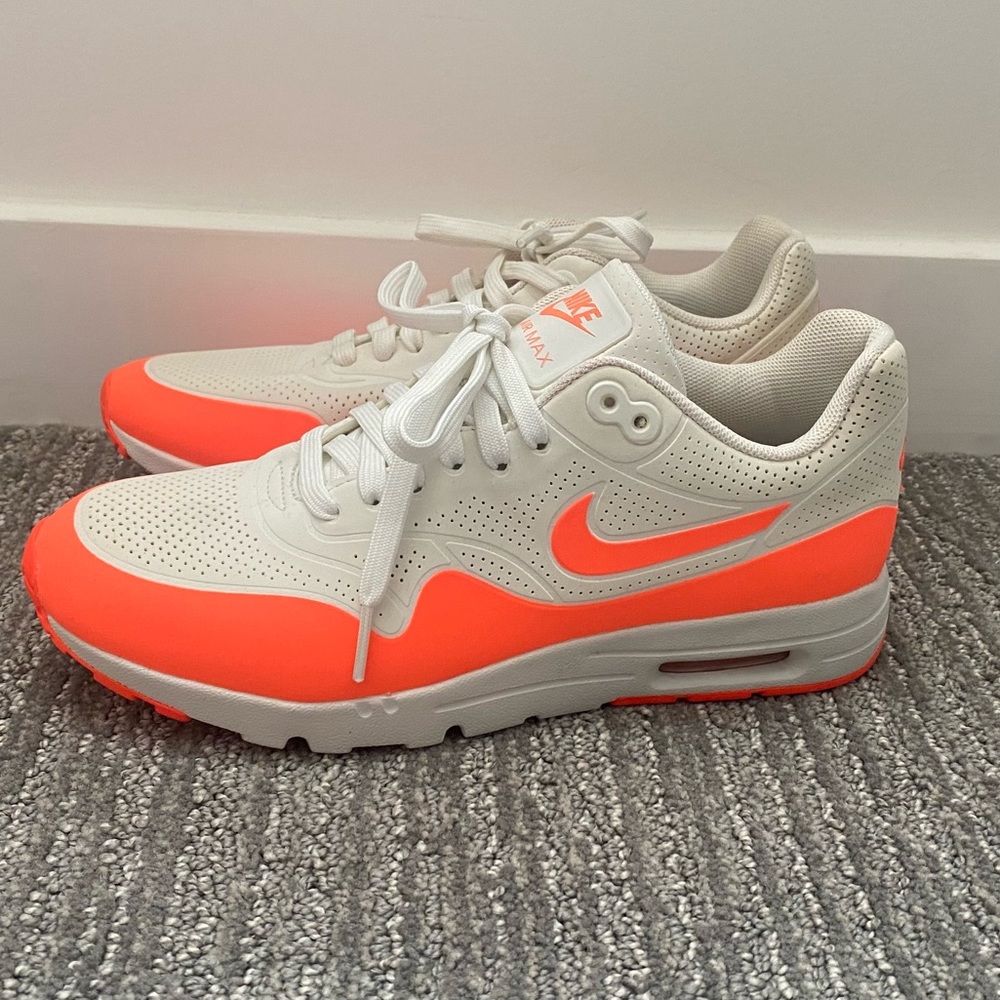 NIKE AIR MAX 1ULTRA MOIRE SIZE: 7.5 WOMAN TOTAL CRIMSON 704995 103 NEW RARE